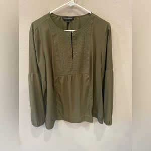 EUC Banana Republic Size Large Peasant top with peephole in front. Army green
